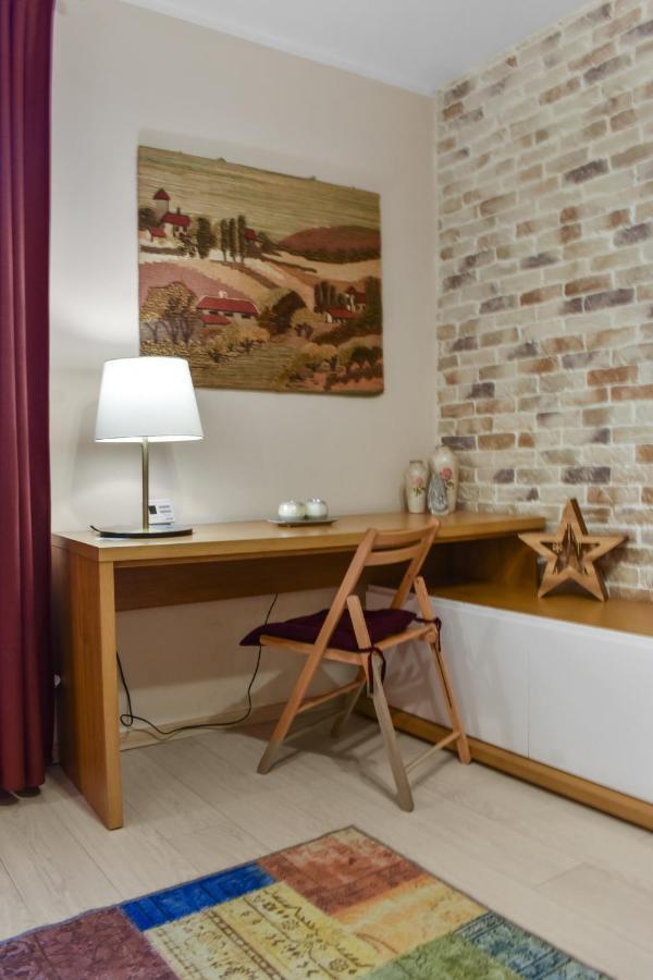 Rentforcomfort Bella Studio Brasov Exterior photo